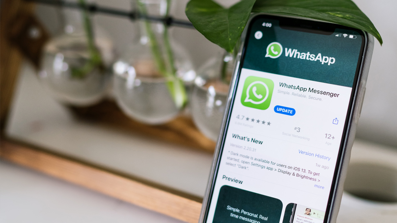 Top 15 WhatsApp Alternatives for Android and iOS (2024)