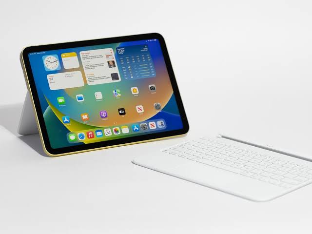 Top 10 Best Tablets for Tech-Savvy Professionals in 2025