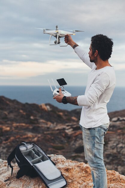 The 10 Best Drones for Beginners and Professionals in 2024