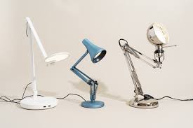How to Choose the Right Desk Lamp for Your Workspace