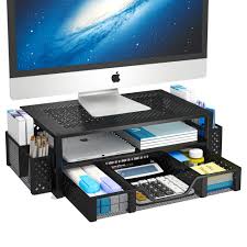 10 Gadgets That Make Your Desk Smarter
