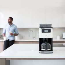 Why You Need a Smart Coffee Maker in Your Life