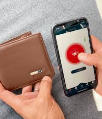 The Best Smart Wallets with Tracking Technology