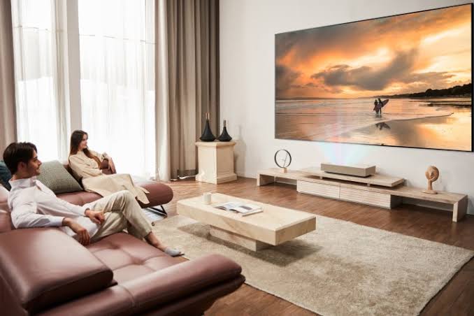 How to Choose the Best Smart Projector for Home Theater