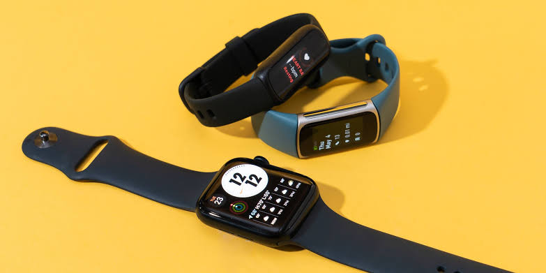 The Best Fitness Trackers for 2025: Features and Performance
